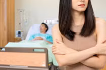 Từ chối hiến gan cứu chồng, người vợ bị kiện ra tòa