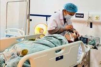 Cứu sống 2 người nguy kịch do ngộ độc khí CO ở Quảng Trị