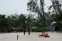 Thời tiết 22/11: Mưa lớn kéo dài ở Trung Trung Bộ, Tây Nguyên, cảnh báo lũ