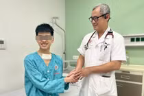 Hồi sinh giọng nói cho cậu bé 16 tuổi