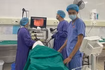 Đau bụng âm ỉ, cụ ông nguy kịch vì xuất huyết tiêu hóa