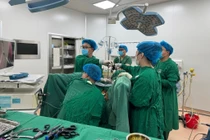 Phải cắt tử cung sau hút thai vì chửa trứng ác tính