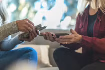 3 kiểu người nên tránh xa sau nghỉ hưu, qua lại nhiều dễ cô quạnh