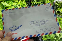 Vợ chồng nghèo vượt 500 km thăm thông gia gặp nạn, gửi quà cảm động