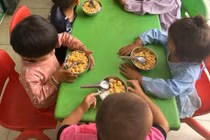 Dự án 'Nuôi Em' phản hồi khi bị nghi ngờ chuyện minh bạch tài chính