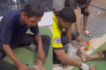 Chồng đi bộ 20 km giữa nắng gắt để gặp vợ lần cuối