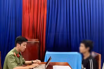 Hai người bị triệu tập vì đăng tin giả về nghệ sĩ Quyền Linh