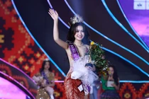 View - Hoa hậu Du lịch Dân tộc Việt Nam 2025 Minh Phương khoe vóc dáng nóng bỏng | Báo Tri thức và Cuộc sống - TIN TỨC PHỔ BIẾN KIẾN THỨC 24H