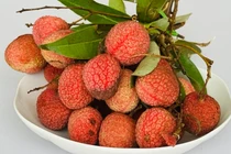 Người phụ nữ cấp cứu khi ăn hơn 100 quả vải trong một ngày