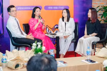 Con khủng hoảng tuổi dậy thì, cha mẹ nên làm gì?