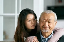 Con rất sợ, đây là mùa Vu Lan cuối cùng được ở bên bố