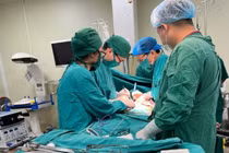 Hành trình 90 phút từ nguy kịch đến hồi sinh bệnh nhân ung thư nặng