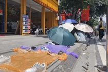 Muôn kiểu "xếp gạch" chờ xem hợp luyện diễu binh, diễu hành tại Hà Nội