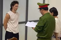 Tạm giam 3 tháng thanh niên nước ngoài đánh người do ghen tuông