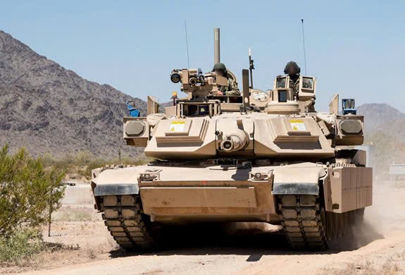 EuroTrophy đã ký hợp đồng trị giá 330 triệu euro với KNDS Deutschland để trang bị Hệ thống bảo vệ chủ động Trophy cho xe tăng Leopard 2A8 của bốn quốc gia NATO châu Âu, cho thấy xu hướng chuyển dịch sang tiêu chuẩn hóa các hệ thống phòng vệ chủ động nhằm đối phó với các mối đe dọa chống tăng hiện đại (Nguồn ảnh: KNDS).