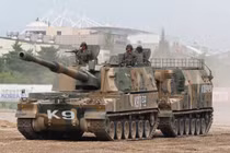 Pháo tự hành K9 "viên ngọc sáng" của ngành công nghiệp quốc phòng Hàn Quốc
