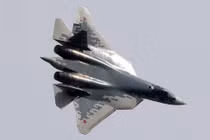 Xuất khẩu vũ khí Nga sụt giảm, Su-57 lập tức tới Trung Đông tìm khách hàng