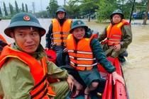 Quân đội hỗ trợ giúp dân, khắc phục hậu quả mưa lũ