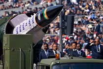 Ấn Độ trình diễn tên lửa chống hạm siêu vượt âm mới toanh