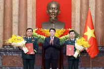 Chủ tịch nước chủ trì lễ trao quyết định thăng quân hàm Thượng tướng