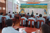 Quân đội triển khai trực thăng chở 3 tấn hàng cứu trợ đồng bào lũ lụt