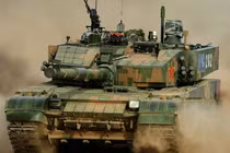 Xe tăng Type 96 của Lục quân Quân giải phóng nhân dân Trung Quốc (PLA), thuộc Tập đoàn quân 71, trong các cuộc diễn tập tháng 1