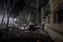 Tên lửa Iskander Nga quét sạch bãi tập Ukraine trong một đêm