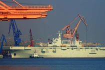Tàu đổ bộ Type 075 thứ tư của Trung Quốc sắp ra khơi
