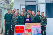 Lữ đoàn 574 hoàn thành bàn giao 8 ngôi nhà trong Chiến dịch Quang Trung