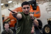 Mỹ trang bị cho binh sĩ vũ khí cận chiến có giá gần 19 triệu đồng