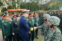 Bộ trưởng Quốc phòng Trung Quốc xem đặc công Việt Nam biểu diễn võ thuật