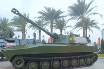 Việt Nam sản xuất pháo tự hành có khả năng cơ động dưới nước