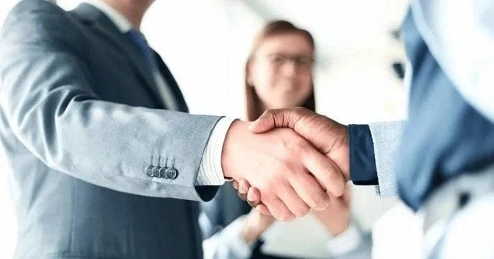 Chân dung hai nhà thầu sở hữu hồ sơ trúng thầu dày đặc tại khu vực phía Nam