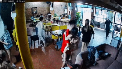 Diễn viên Hoàng Yến 'bốp chát' không vừa khi bị mỉa mai đời tư - Hình 2 Dien vien Hoang Yen 'bop chat' khong vua khi bi mia mai doi tu-Hinh-2