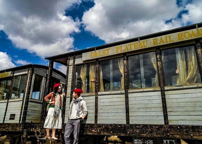 Tận mục nhà ga xe lửa đẹp, độc, lạ nhất Việt Nam