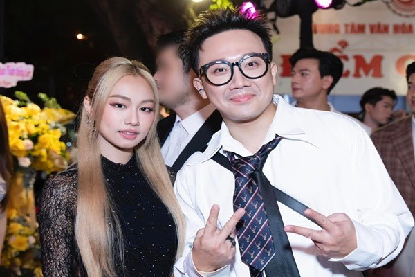 Trấn Thành kêu gọi quyên góp cho Ngân Hòa. Ảnh: FB Ngân Hòa. hoa3.jpg