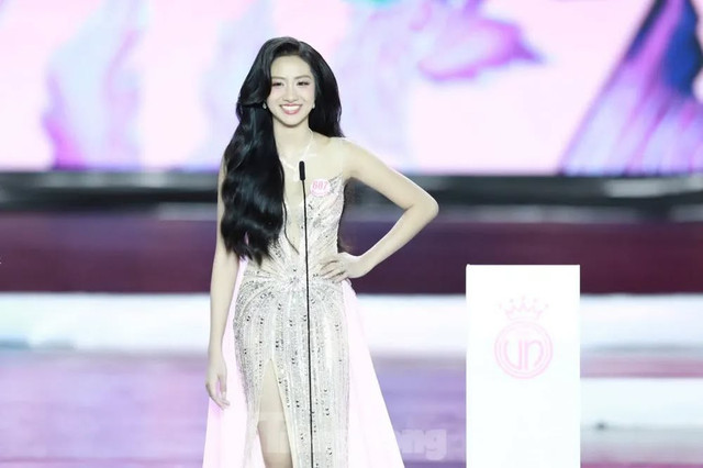Hà Trúc Linh trả lời ứng xử ở Hoa hậu Việt Nam 2024. Ảnh: Tiền Phong. truclinh1.jpg