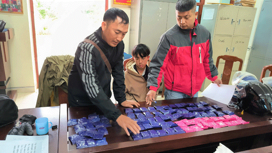 Điện Biên triệt phá 2 vụ án ma tuý lớn trong ngày Dien Bien triet pha 2 vu an ma tuy lon trong ngay