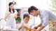 Đừng để mạng xã hội biến bạn thành cha mẹ kiệt sức