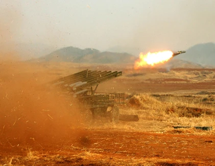 Xem quân đội Triều Tiên tập trận