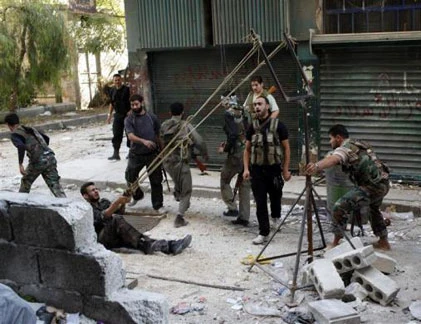 Ngắm vũ khí “độc nhất thế giới” của quân nổi dậy Syria