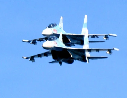 Xem phi đội Su-30 bay bảo vệ Trường Sa