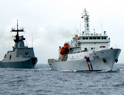 Chiến hạm Đài Loan “diễu võ” gần Philippines