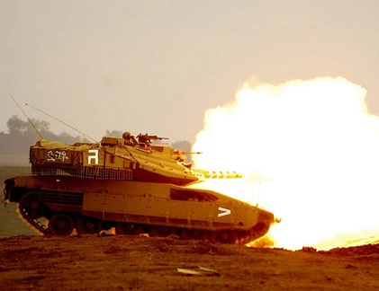 Israel tập trận rầm rộ gần biên giới Syria