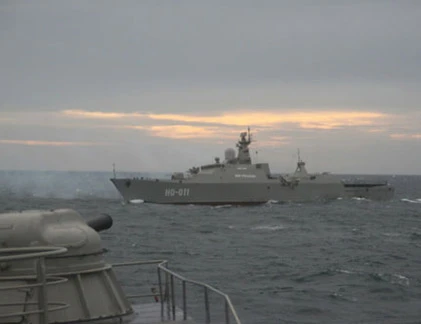 Gepard Việt Nam, Type 054A Trung Quốc diễn tập trên Biển Đông