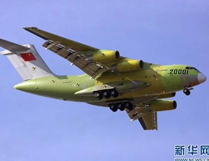 “Niềm tự hào Trung Quốc” Y-20 tung cánh