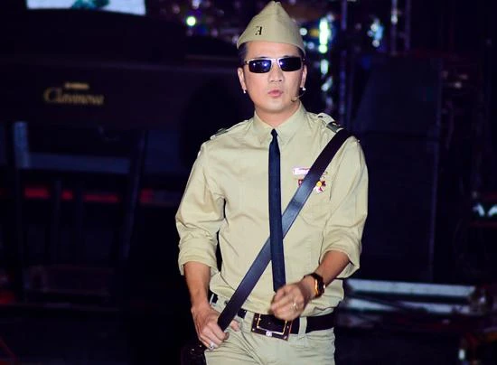 Mr Đàm - Nghệ sĩ nam mặc “chất” nhất showbiz Việt? 