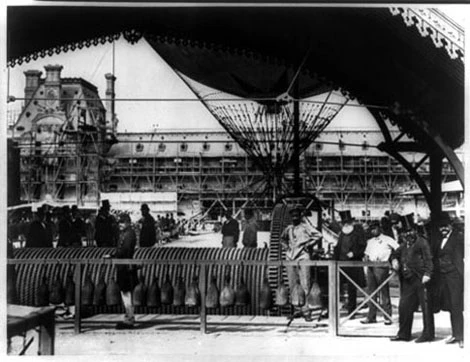 Quay lại Paris hơn 100 năm trước