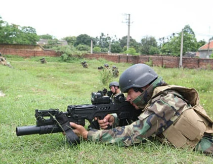 Súng mới của Lữ đoàn Hải quân Đánh bộ 147