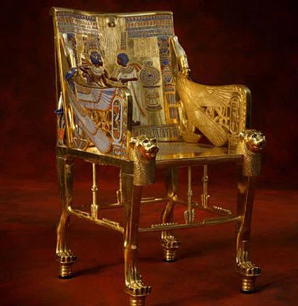 Hé mở báu vật vô giá trong lăng mộ Tutankhamun